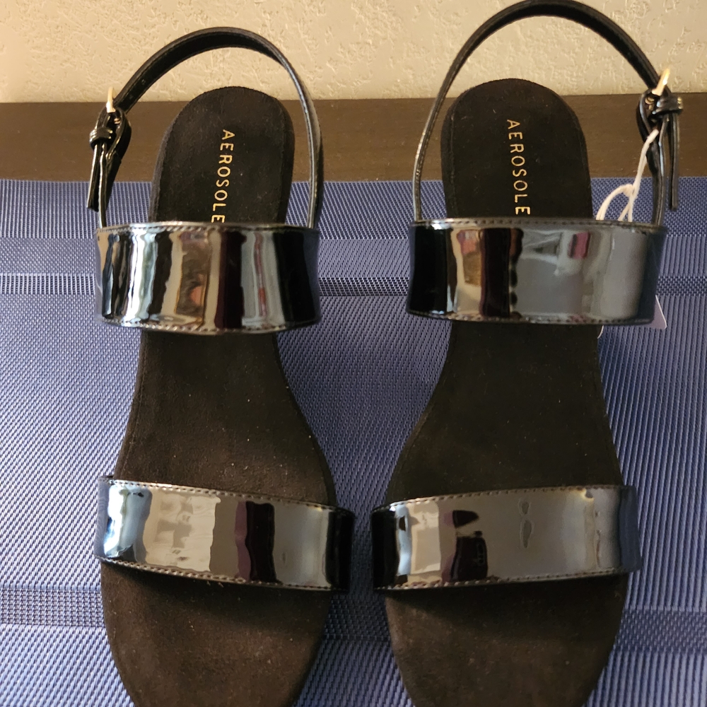 AEROSOLES Glossy Black Women's Sandals